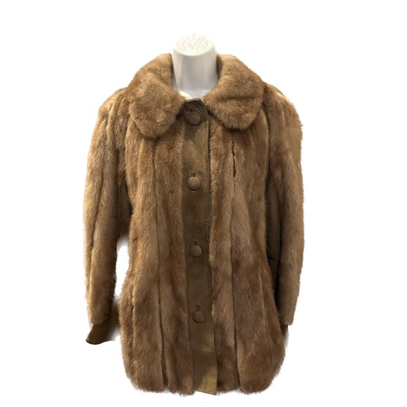Bifano’s Jackets & Blazers - Bifano’s Mink fur coat - tan